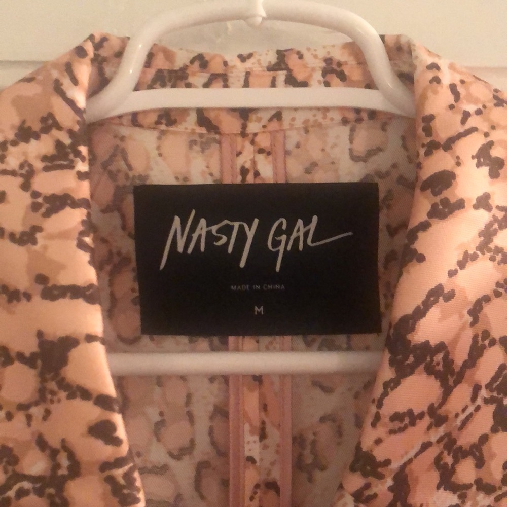 NWT Nasty Gal Trench CoatDress💖Pink Animal Print - Picture 2 of 6
